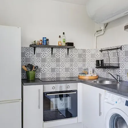 Apartment Guestready - Lovely Retreat With A Balcony